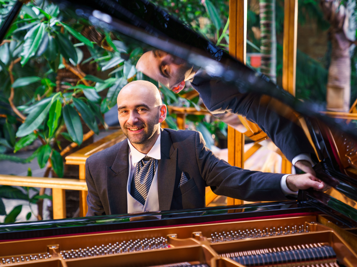 Pianist Wojciech Waleczek in Beelitz Pianist Wojciech Waleczek